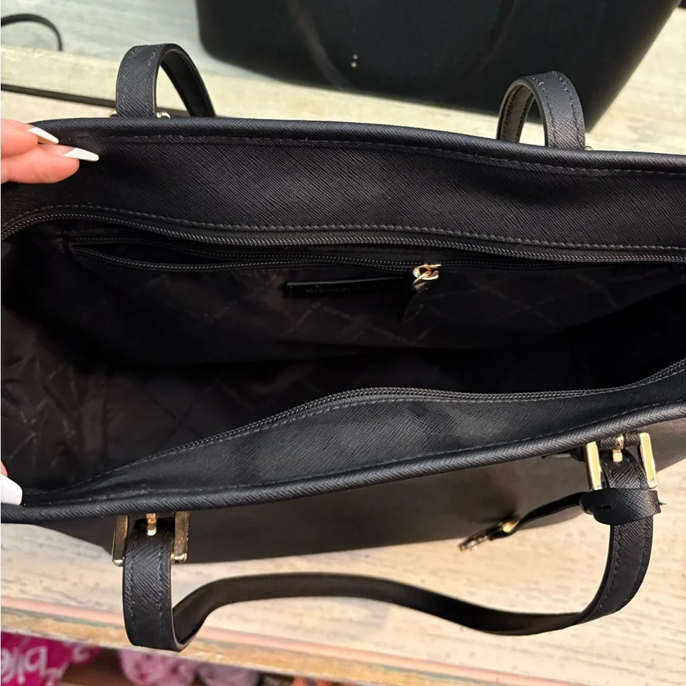 Michael Kors Elegant Black Tote - Picture 3 of 5